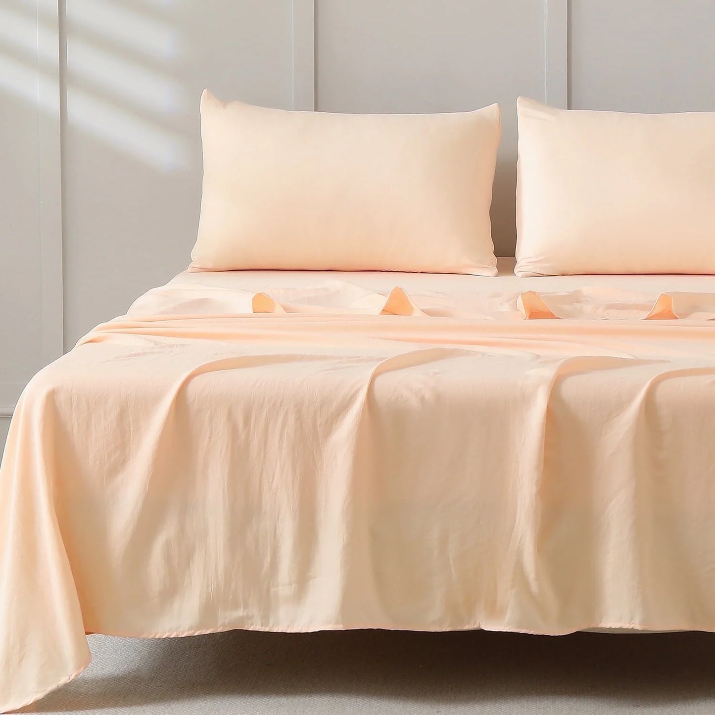 Bed Sheets Set 4 Piece Queen/Full Sheet Set Champagne Microfiber Fitted Sheet, Flat Sheet & 2 Pillowcases Bedding Set