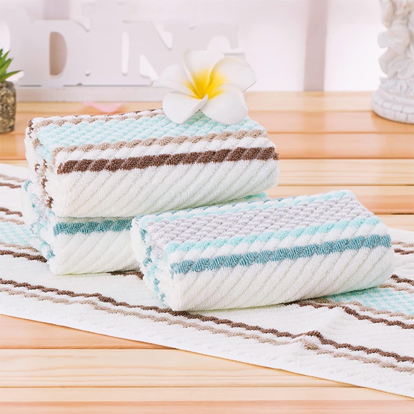Hand Towels Set of 2 Striped Pattern 100% Cotton Soft Absorbent Decorative Towel for Bathroom (Green)