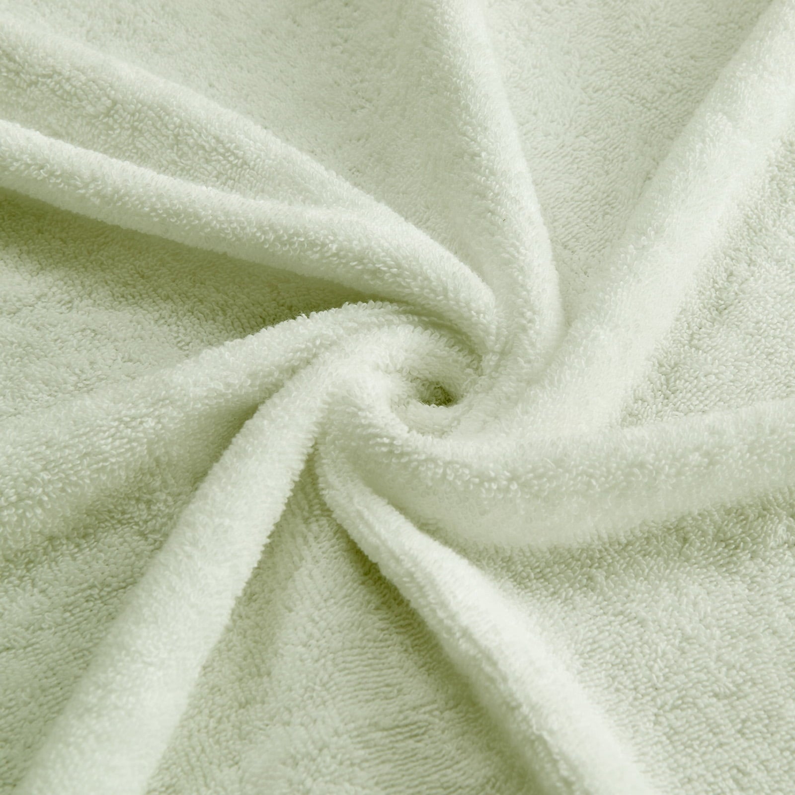 Luxurious 100% Cotton Bath Towel Set - 8 Pieces in Elegant Sage Green for Ultimate Absorbency and Style